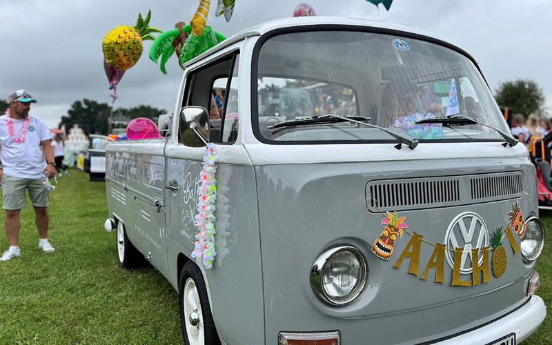 VW Bulli am Strand – Baltic Beach Bulli auf Tour an der Ostsee