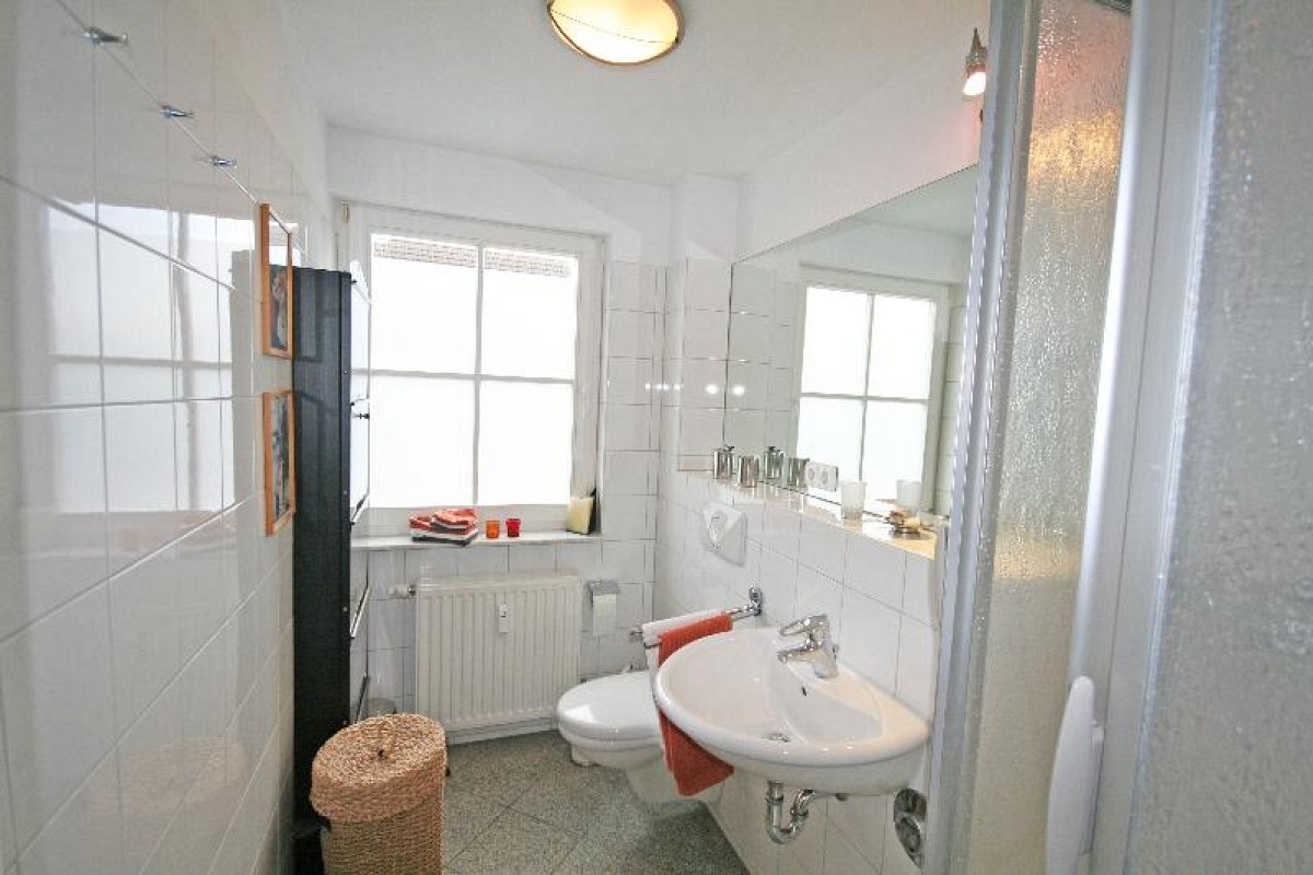 Ferienwohnung Kurparkhöhe Scharbeutz - Badezimmer 1