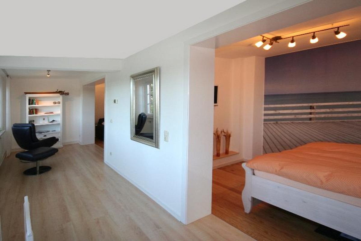 Ferienwohnung Alte Liebe 2 Travemünde - Flur zum Schlafzimmer