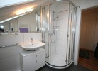 Ferienwohnung Meeresblick Scharbeutz - Duschbad & WC im 1.OG