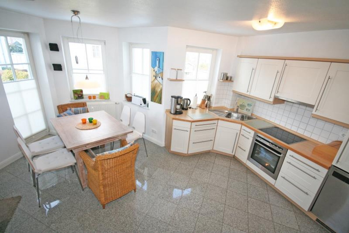 Ferienwohnung Kurparkhöhe Scharbeutz - Balkon mit Strandkorb