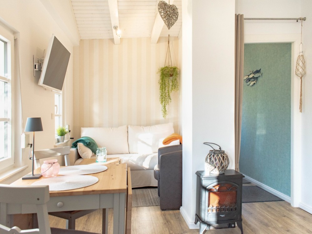 Ferienbungalow Kleine Hummelkate