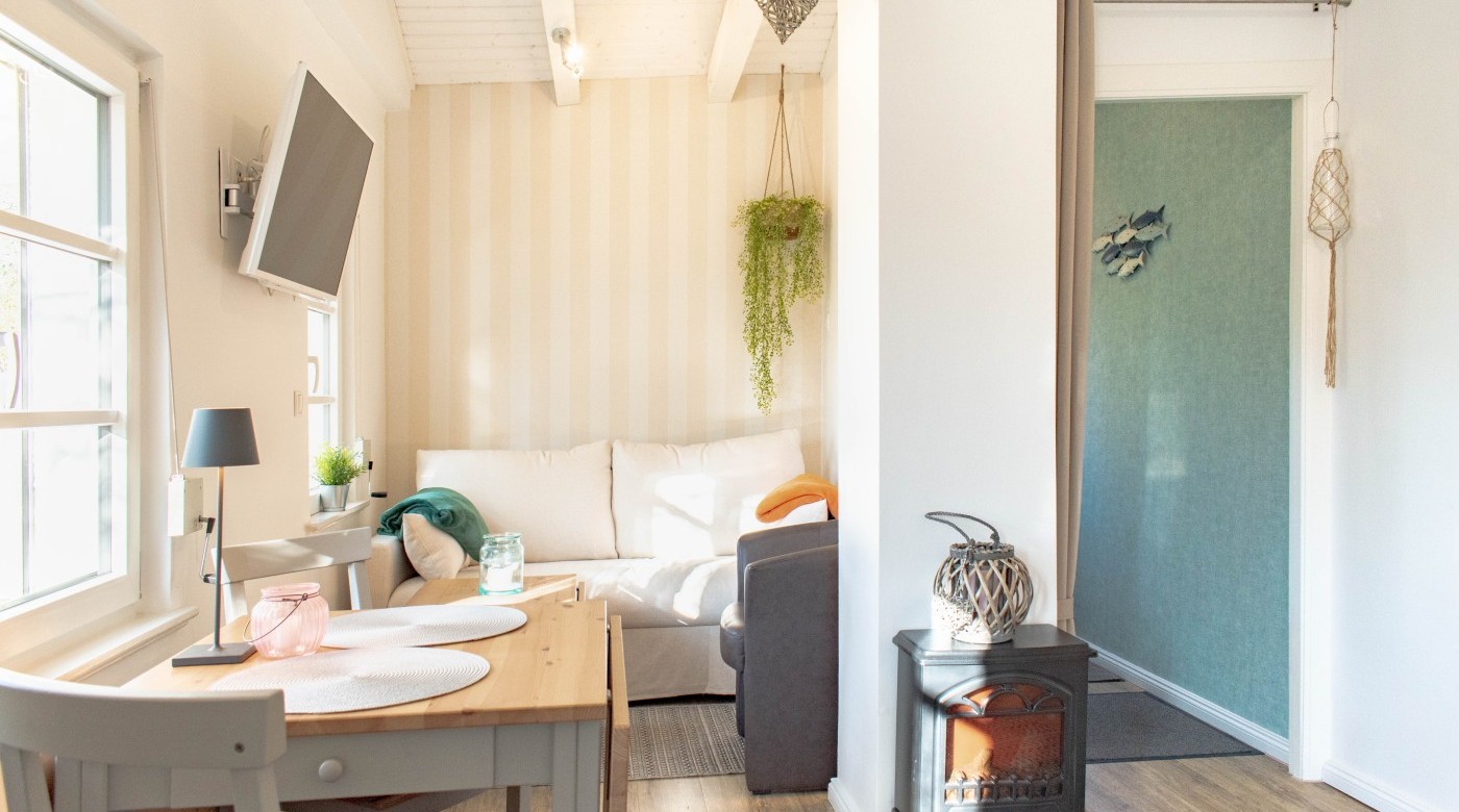 Ferienbungalow Kleine Hummelkate